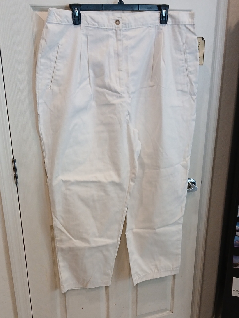 Classic Womens White High-Rise Trousers